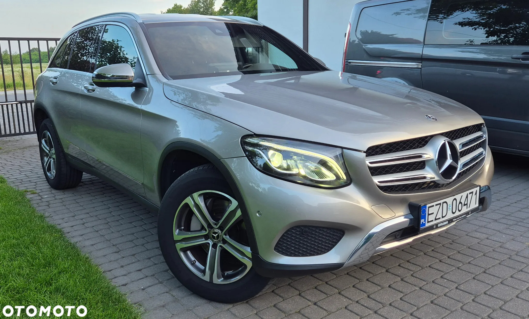 Mercedes-Benz GLC 250 4Matic 9G-TRONIC - 12