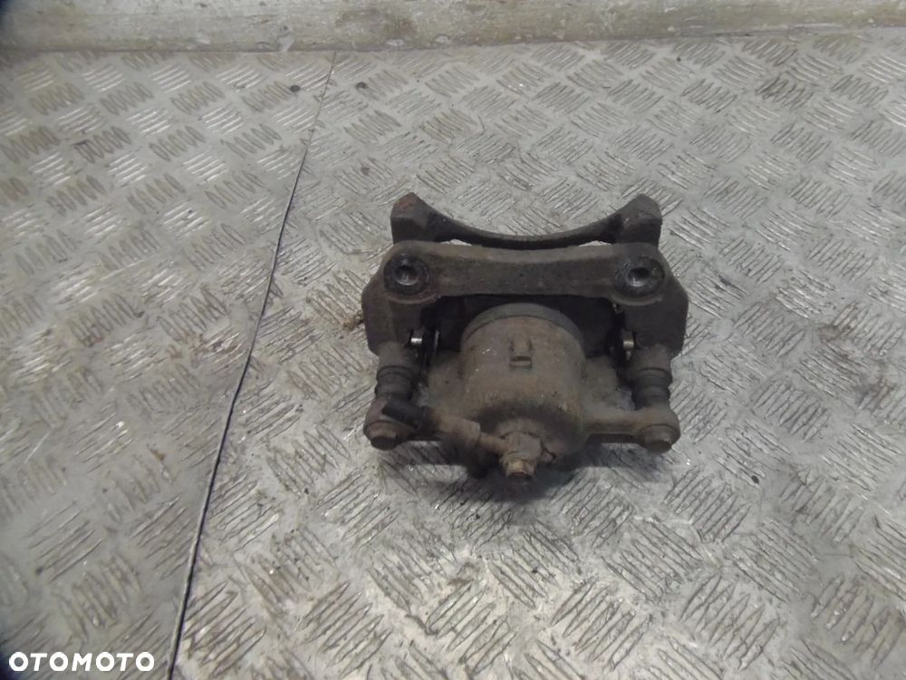 FORD FIESTA MK7 1.6TDCI 013R ZACISK HAMULCOWY PRAWY PRZÓD PRZEDNI - 2