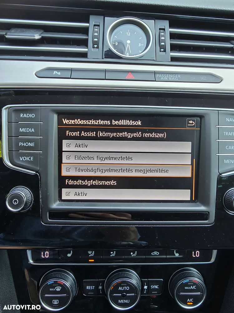 Volkswagen Passat 2.0 TDI Highline - 11
