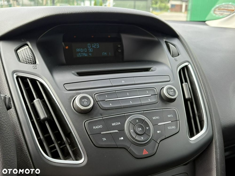 Ford Focus - 22