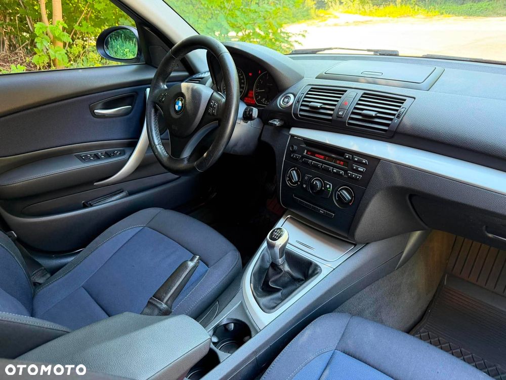 BMW Seria 1 116i - 19