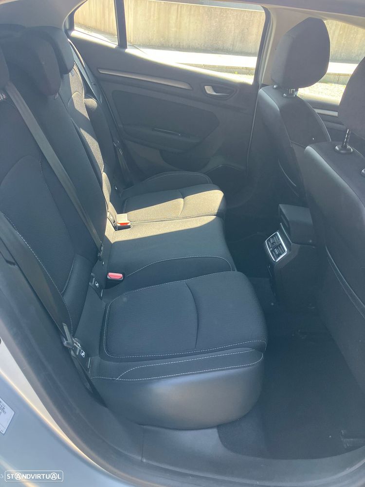 Renault Mégane - 13