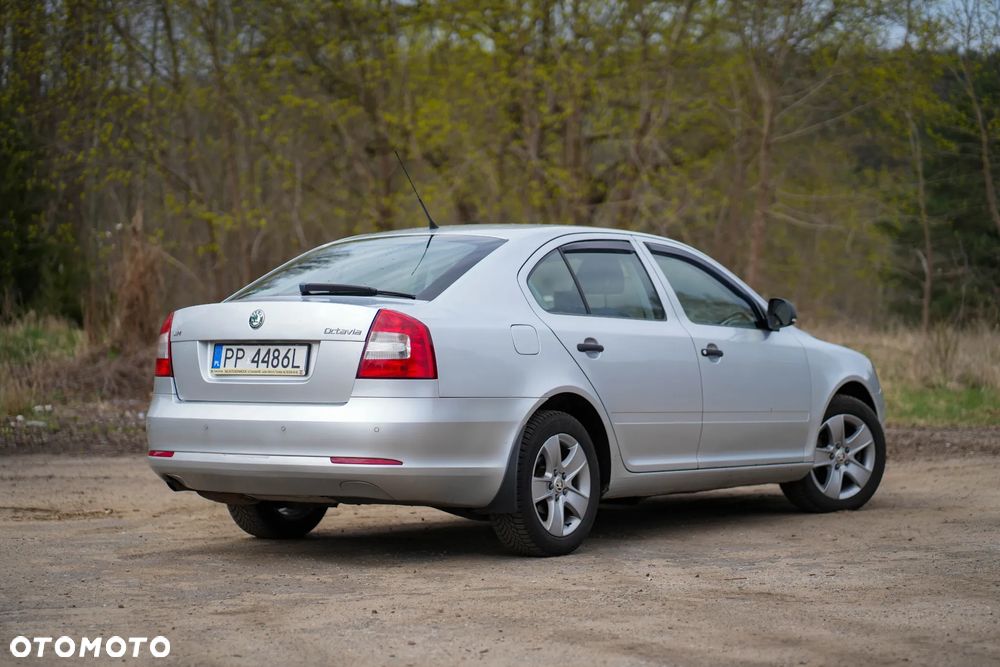 Skoda Octavia 1.6 - 4