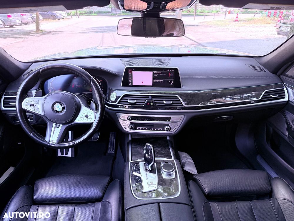 BMW Seria 7 740Li - 13