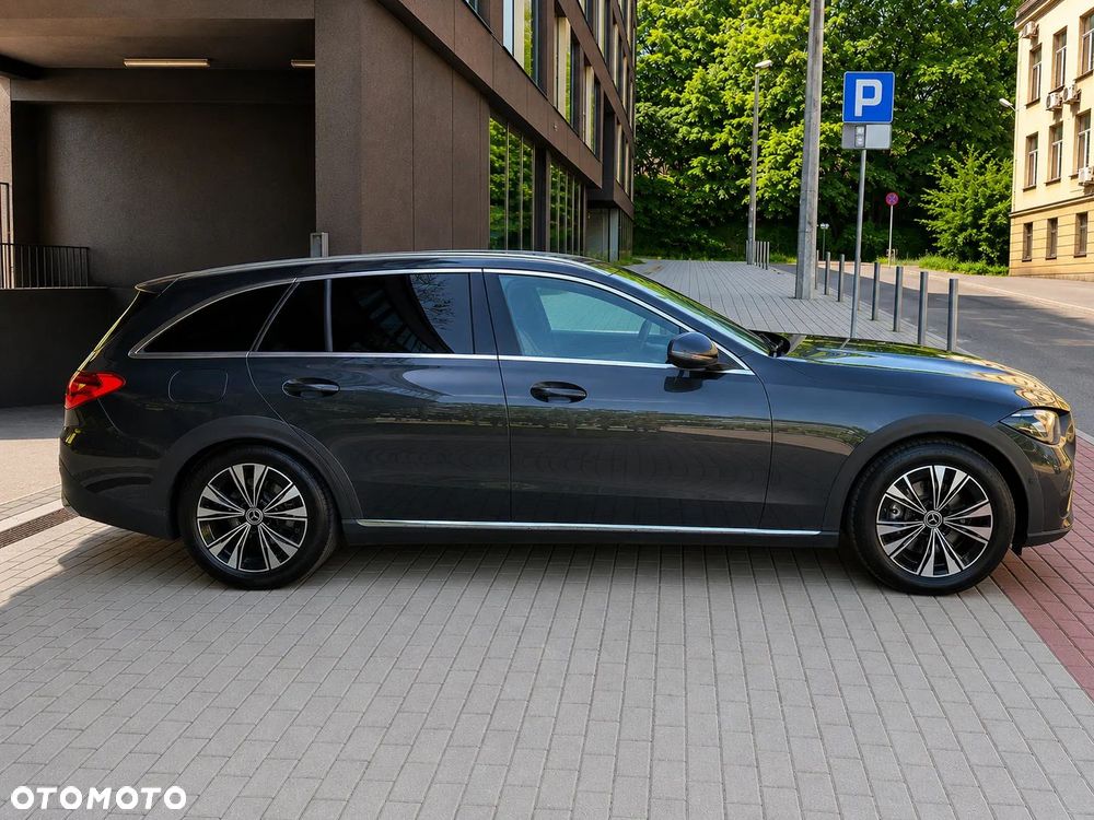 Mercedes-Benz Klasa C 220 d mHEV 4-Matic Avantgarde - 3