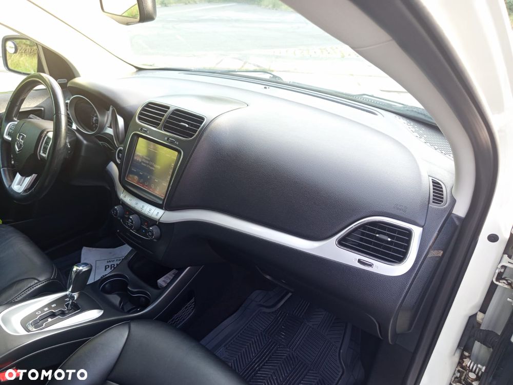 Dodge Journey - 11