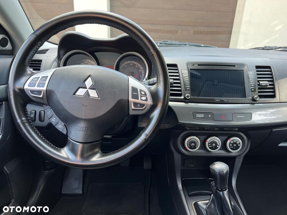 Mitsubishi Lancer 1.8 Inform - 16