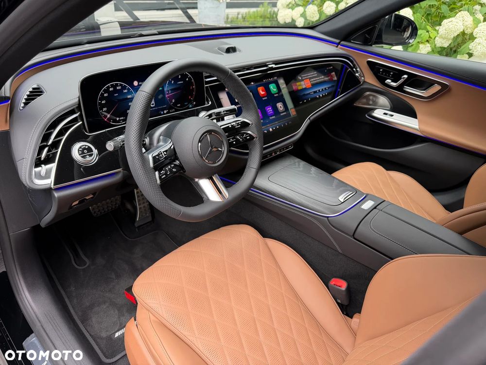 Mercedes-Benz Klasa E 220 d mHEV 4-Matic AMG 9G-Tronic - 1