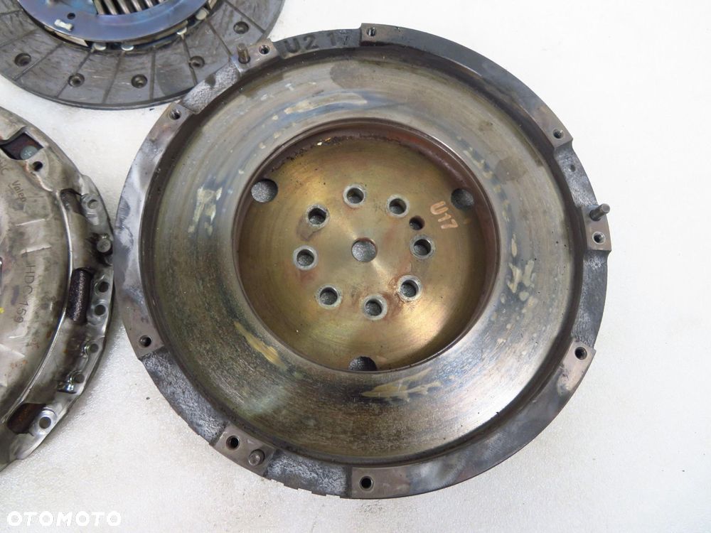 KOŁO ZAMACHOWE HYUNDAI i30 I 1.6 CRDi - 2