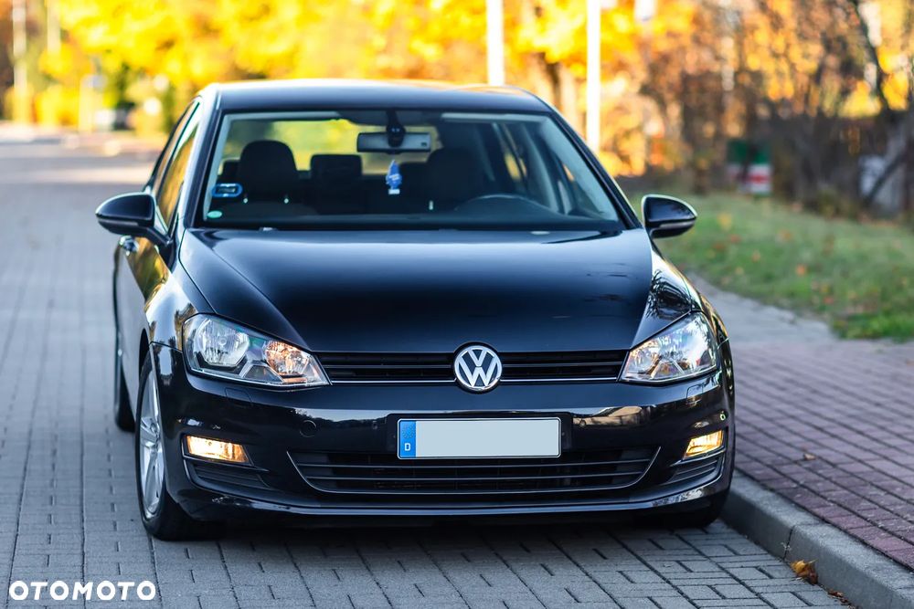 Volkswagen Golf - 10