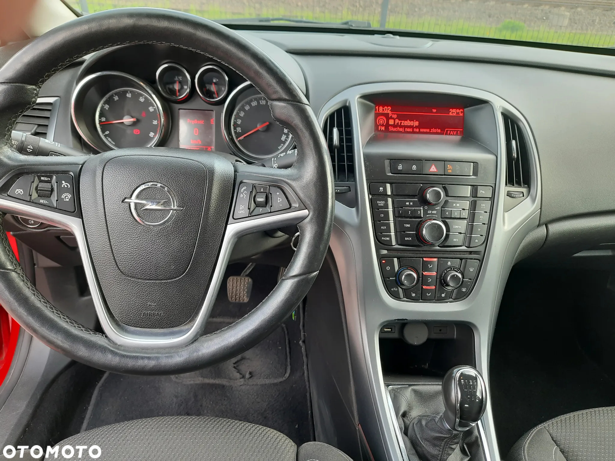 Opel Astra IV 1.4 T Cosmo EU6 - 9