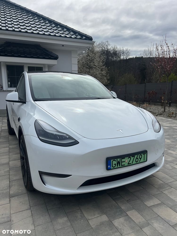 Tesla Model Y Performance AWD - 20