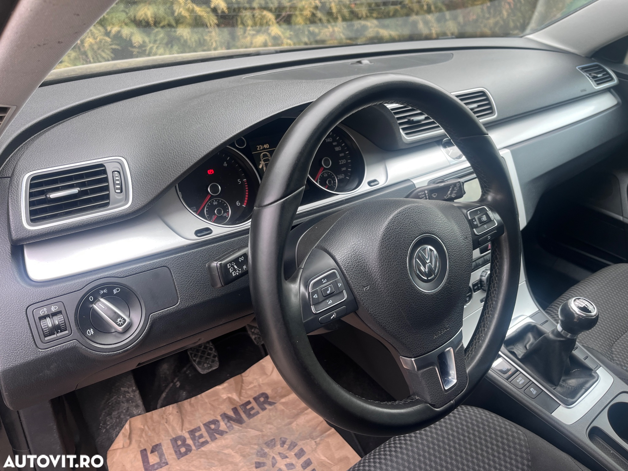 Volkswagen Passat Variant 1.6 TDI BlueMotion - 7