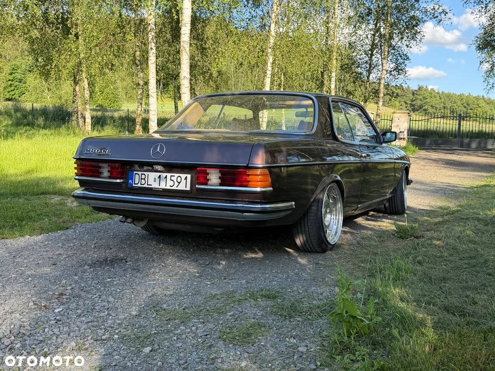 Mercedes-Benz W123 - 3