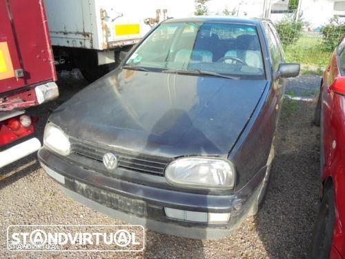VW Golf de 1996 para peças - 1