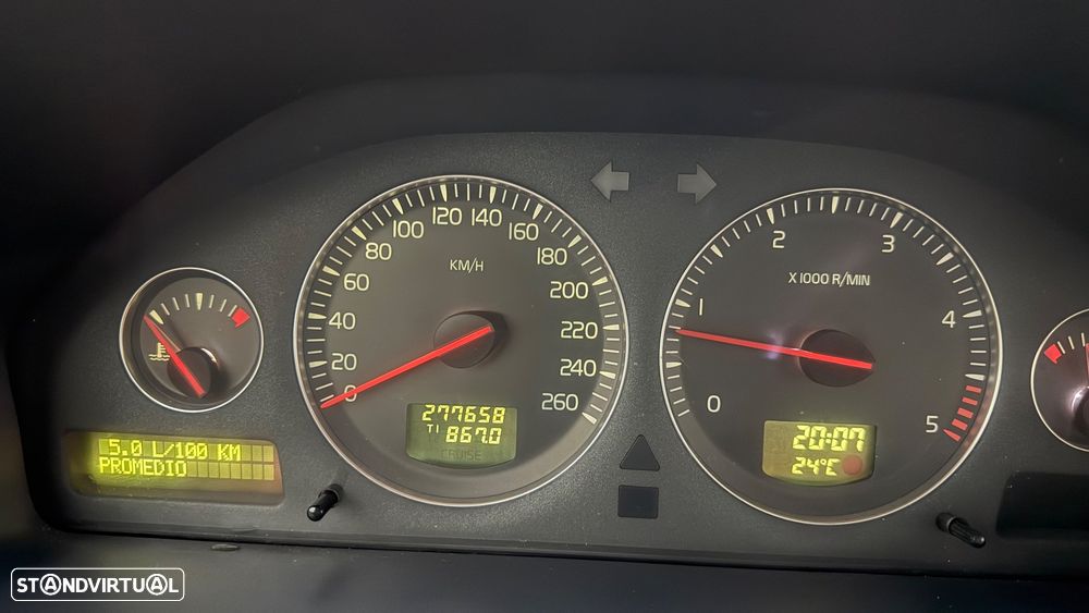 Volvo S60 2.4 D5 - 18