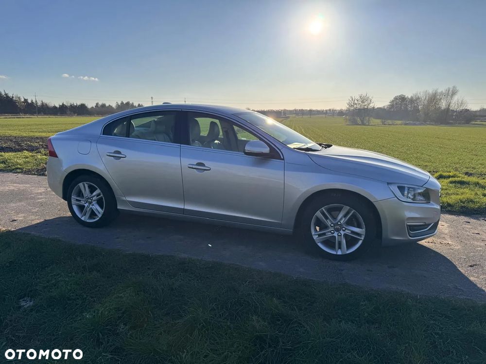 Volvo S60 T5 Geartronic Momentum - 12