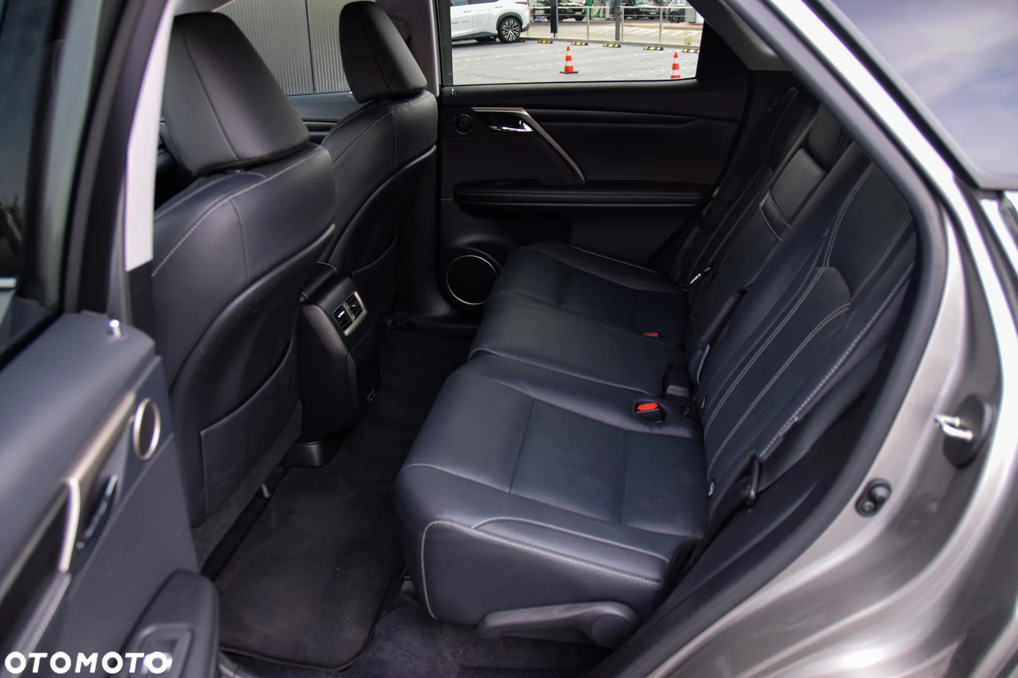 Lexus RX 450h F-Impression - 13