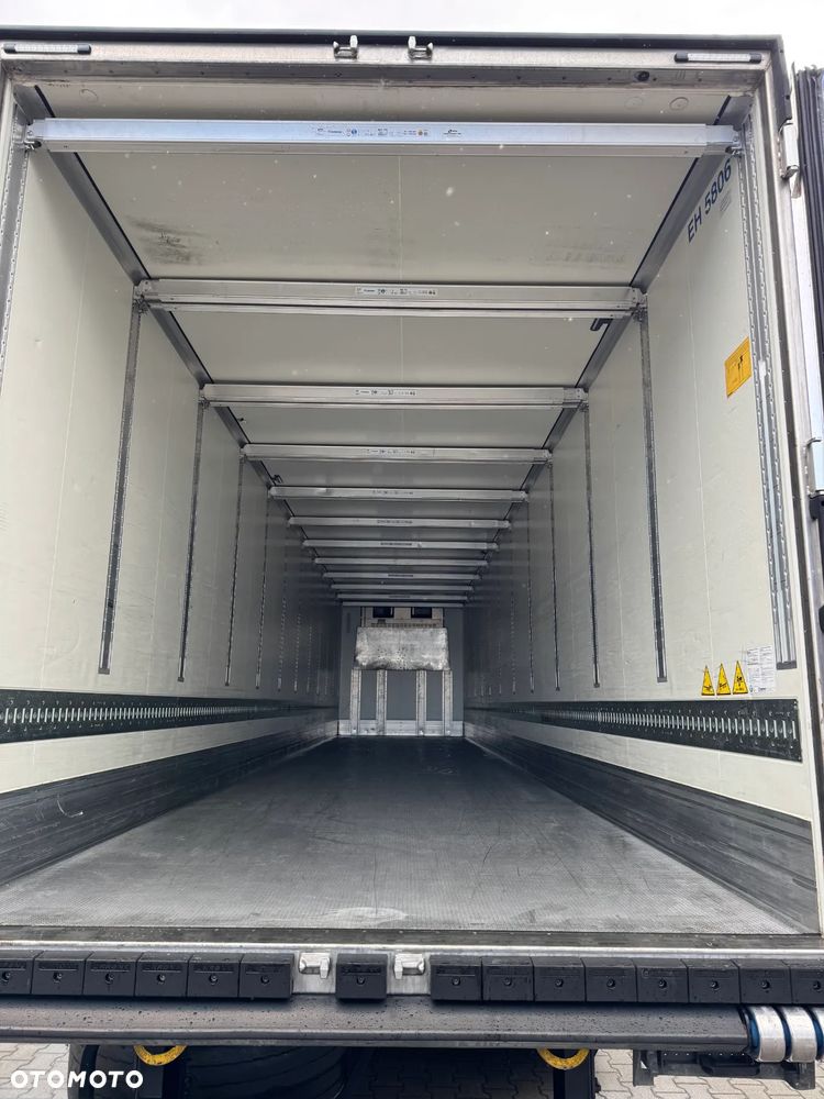 Krone Chłodnia ,Doppelstock ,Wynajem,  Carrier Vector 1550 - 11