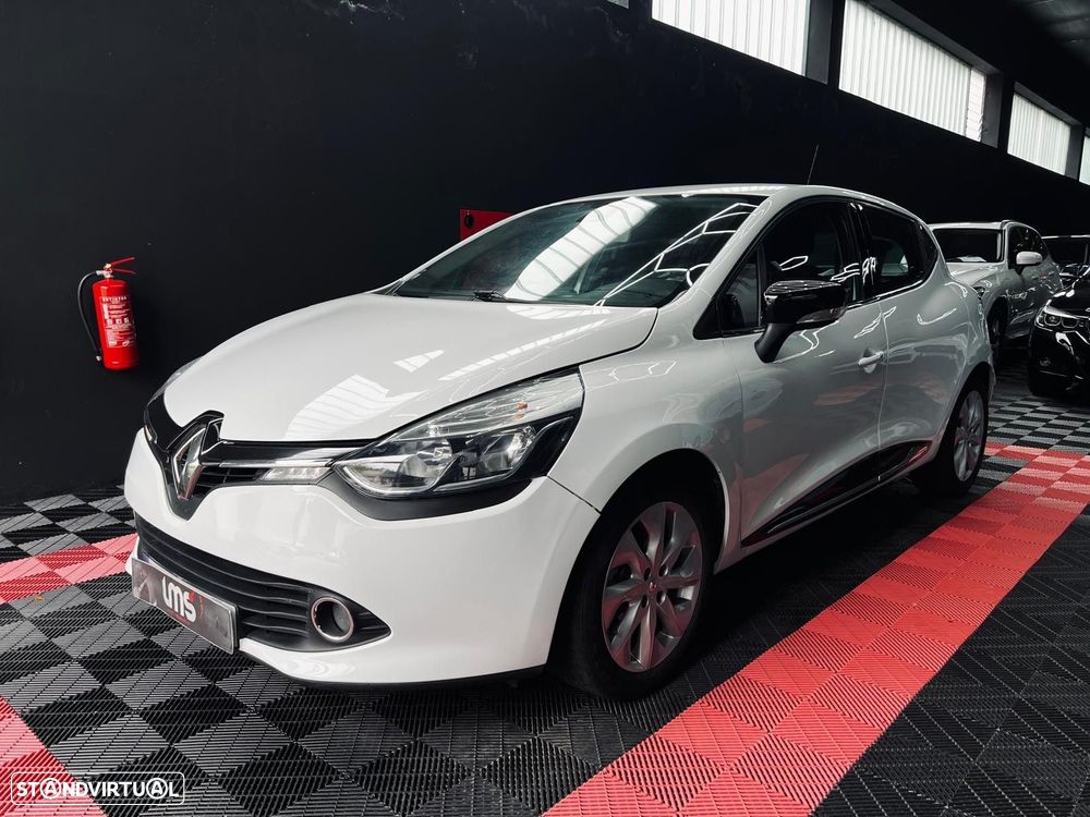Renault Clio 1.5 dCi Comfort - 4