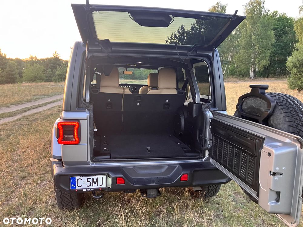 Jeep Wrangler 3.6 Unlim Sahara EU6 - 11