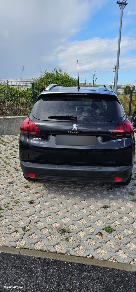 Peugeot 2008 1.2 PureTech Style - 2