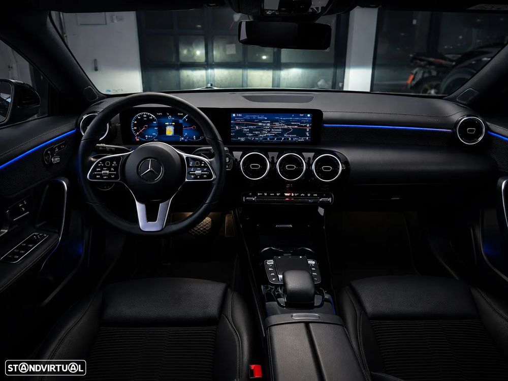 Mercedes-Benz CLA 180 d Shooting Brake AMG Line Aut. - 2