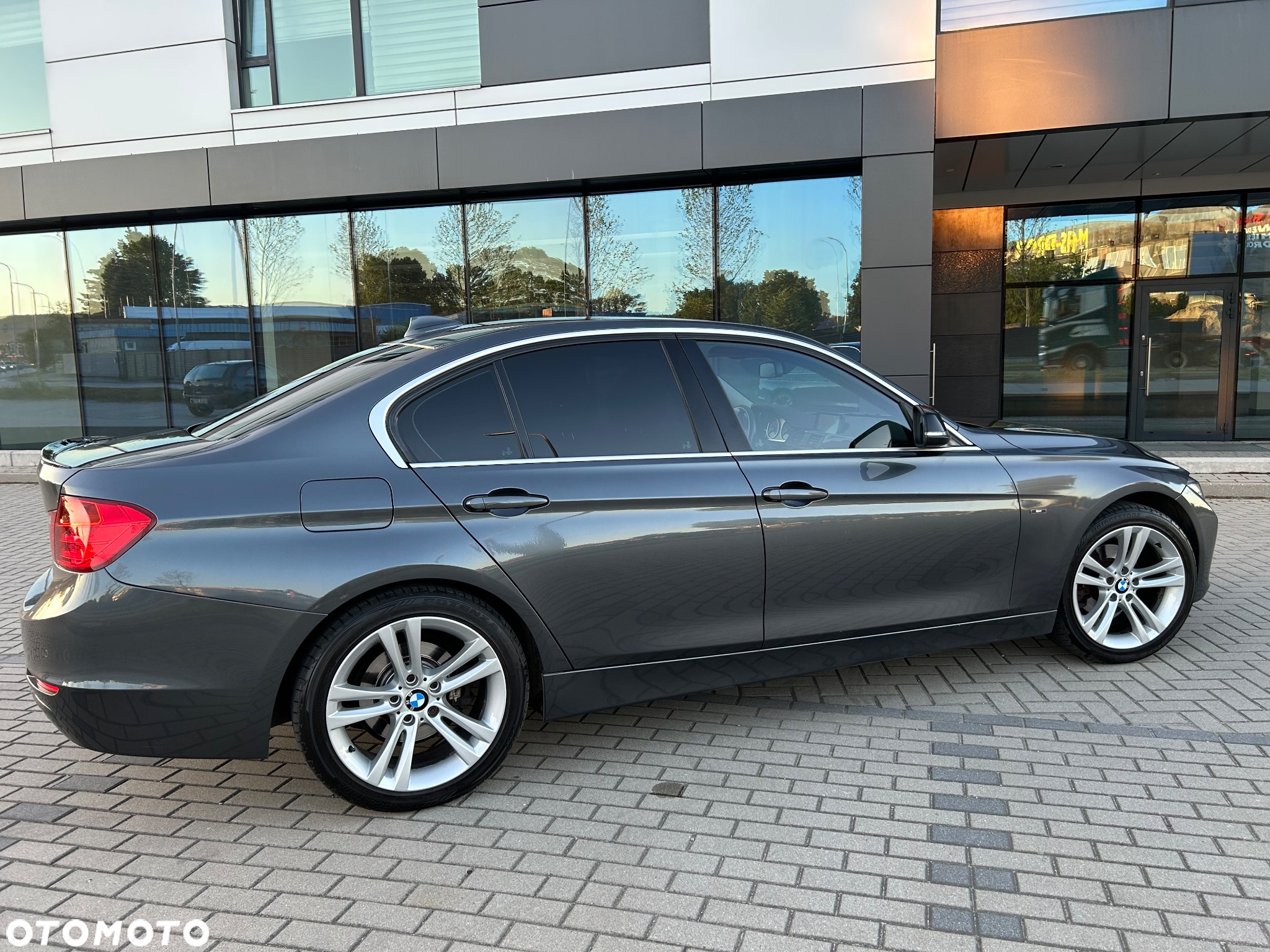 BMW Seria 3 - 8
