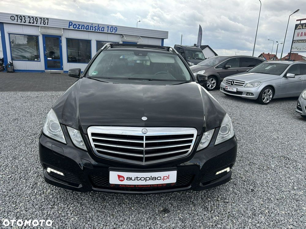 Mercedes-Benz Klasa E - 32