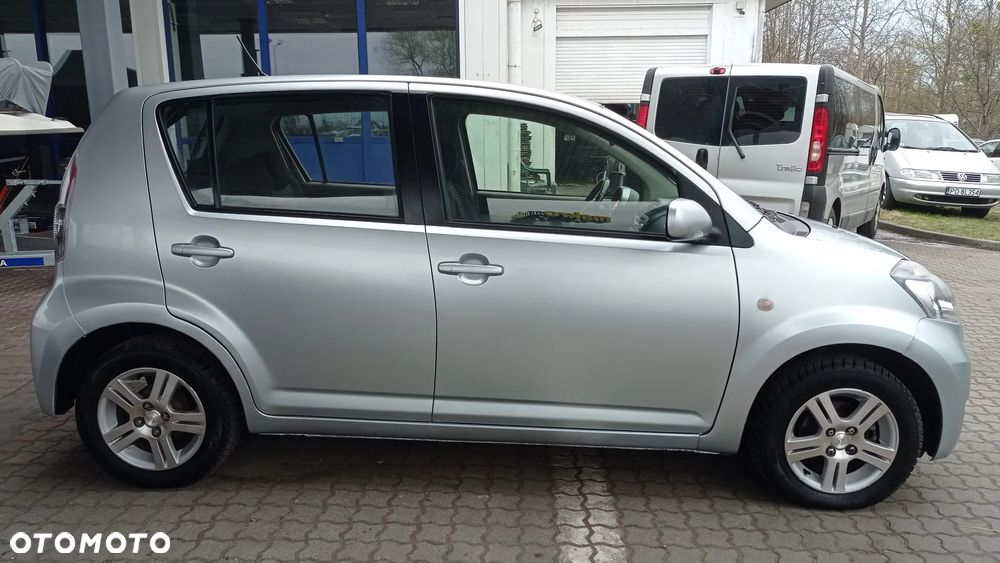 Daihatsu Sirion 1.3 CooLine - 22