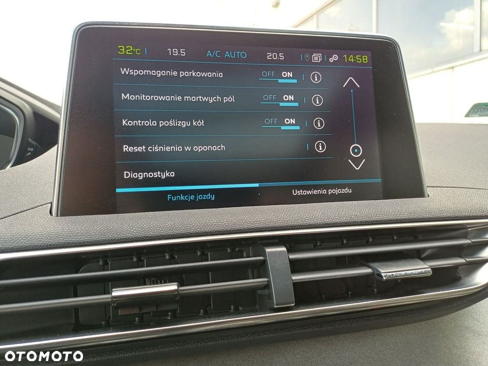 Peugeot 3008 - 23