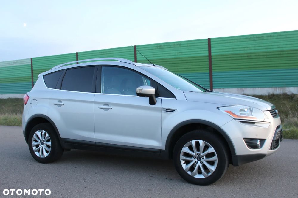 Ford Kuga 2.0 TDCi 4x4 Trend - 4