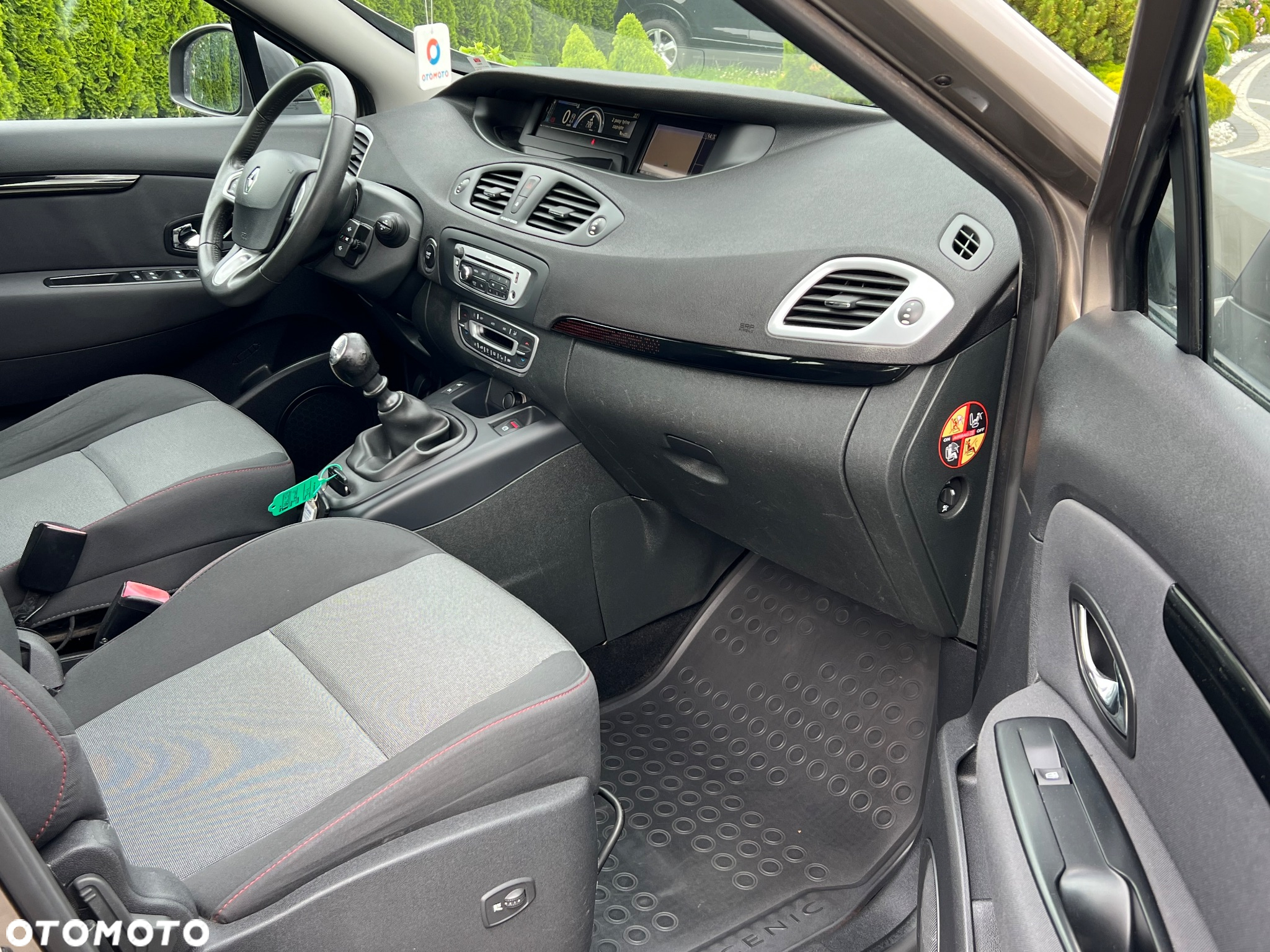 Renault Scenic 1.6 16V TomTom Edition - 27