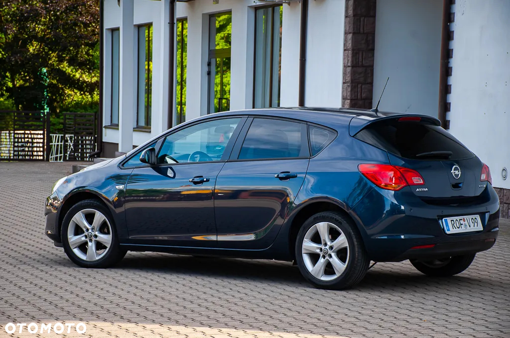 Opel Astra 1.4 EcoFLEX Edition - 17