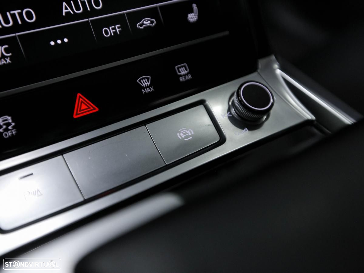 Audi e-tron 50 quattro S line - 29
