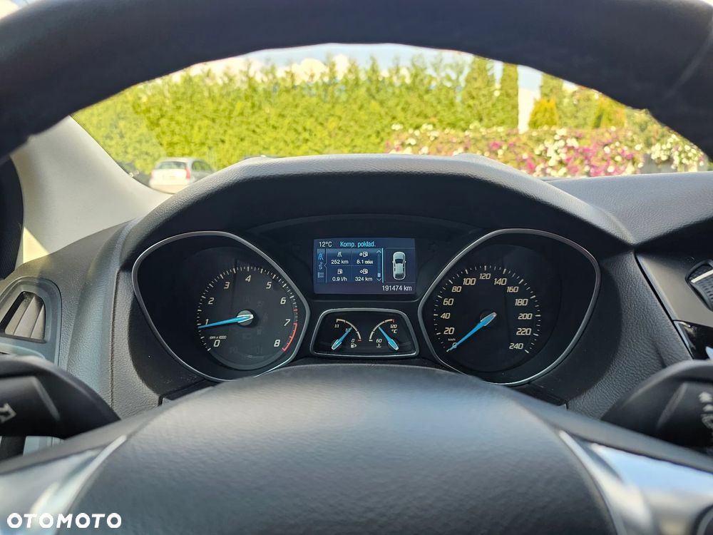Ford Focus 1.6 Trend - 9