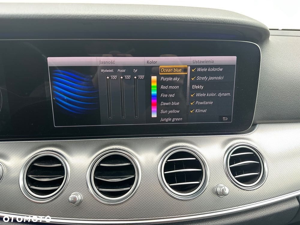 Mercedes-Benz Klasa E 200 d T 9G-TRONIC Avantgarde - 26