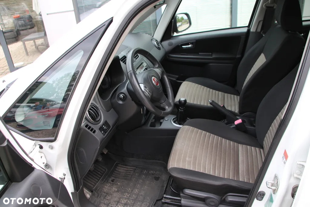 Fiat Sedici 1.6 16V 4x4 Emotion - 23