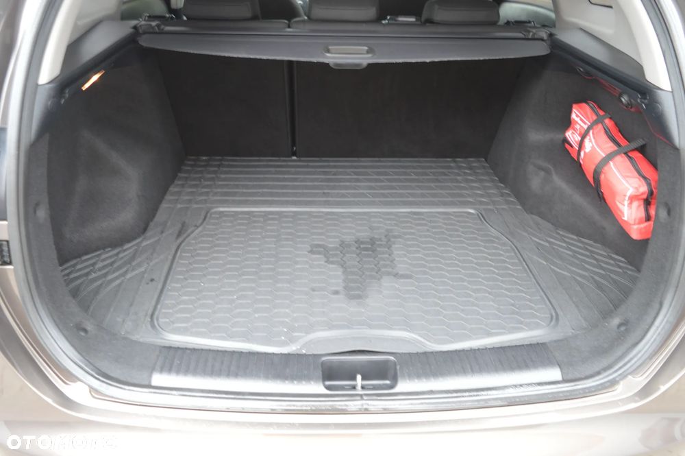 Kia Ceed 1.6 GDI Edition 7 - 13