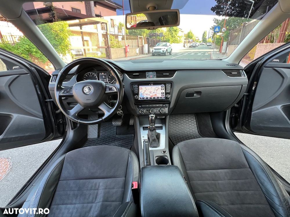 Skoda Octavia 2.0 TDI ELEGANCE DSG - 22