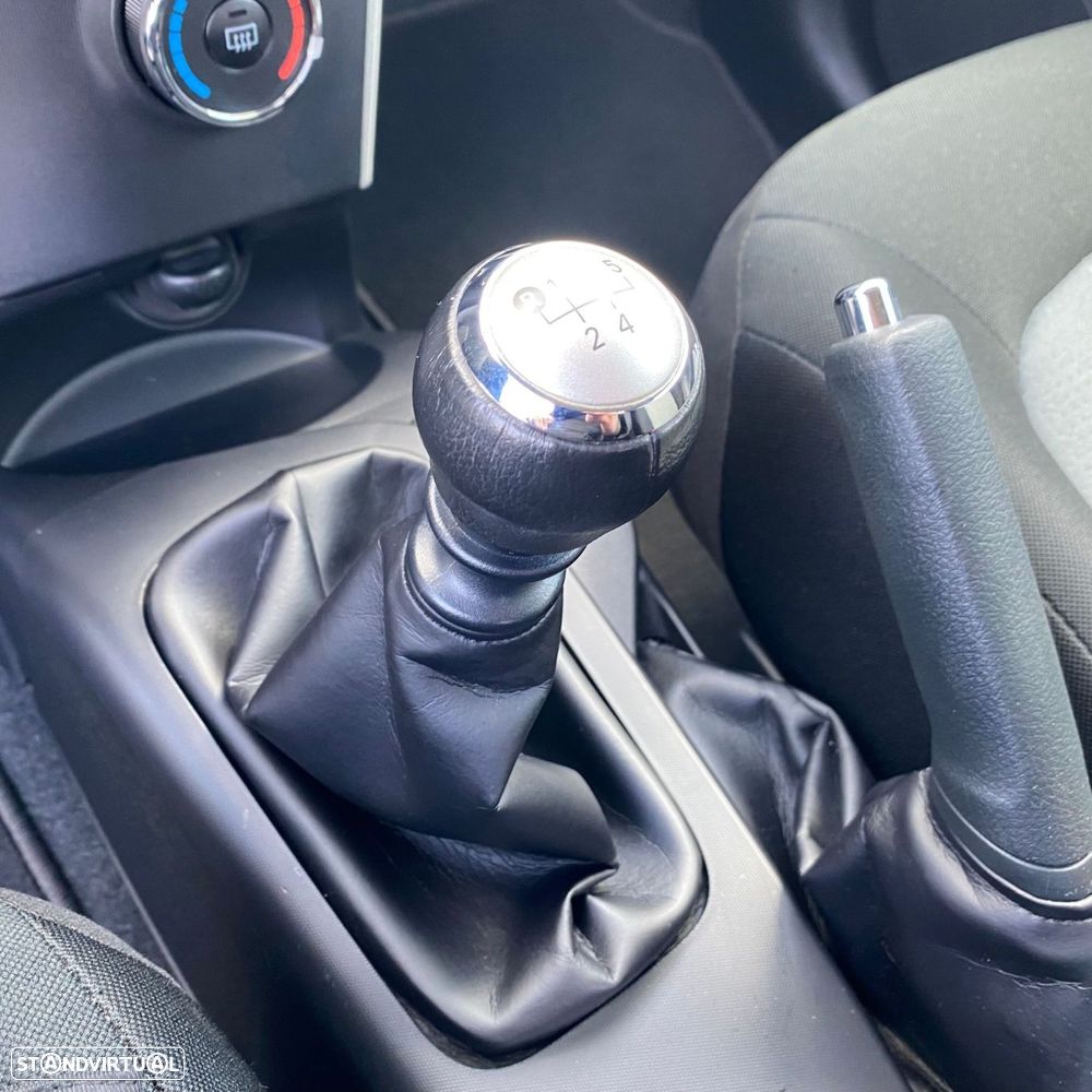 Toyota iQ 1.0 VVT-i 2 - 29