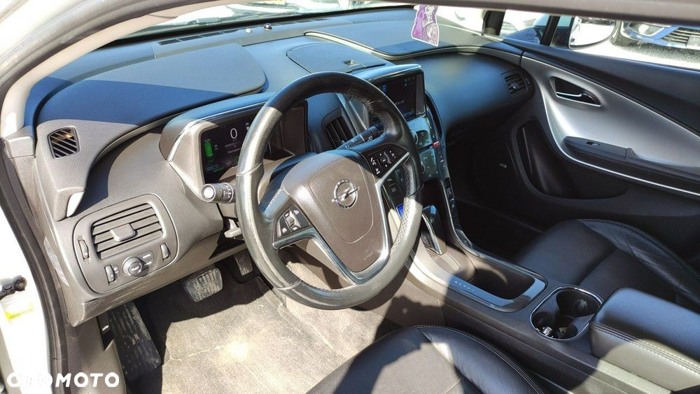 Opel Ampera - 36