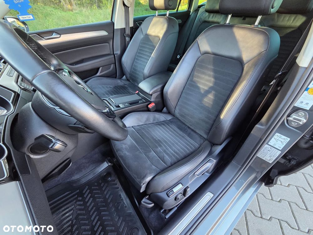 Volkswagen Passat 2.0 TDI BMT Highline DSG - 28