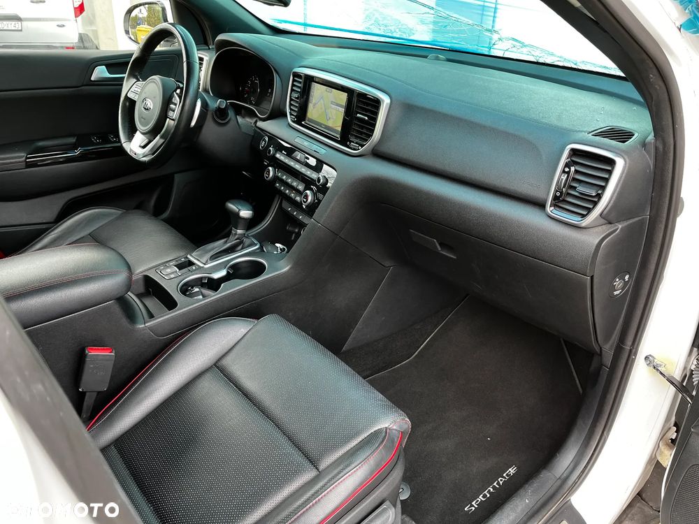 Kia Sportage 1.6 T-GDI AWD GT Line - 10