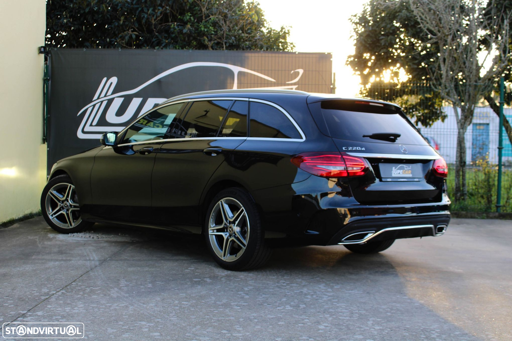 Mercedes-Benz C 220 d AMG Line - 20
