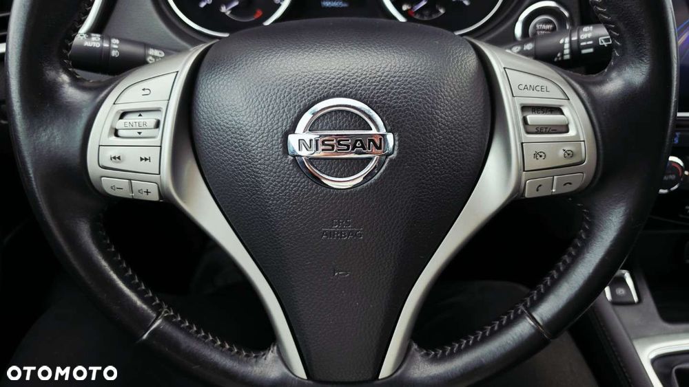 Nissan Qashqai 1.5 dCi Tekna EU6 - 12