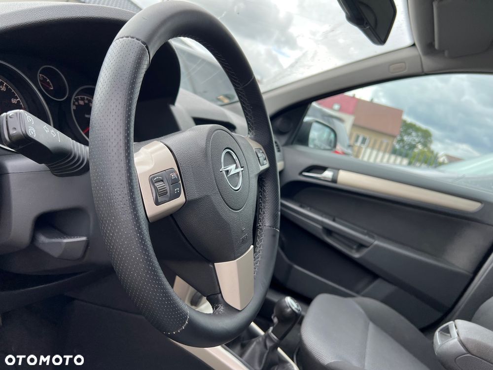Opel Astra 1.6 Enjoy - 7