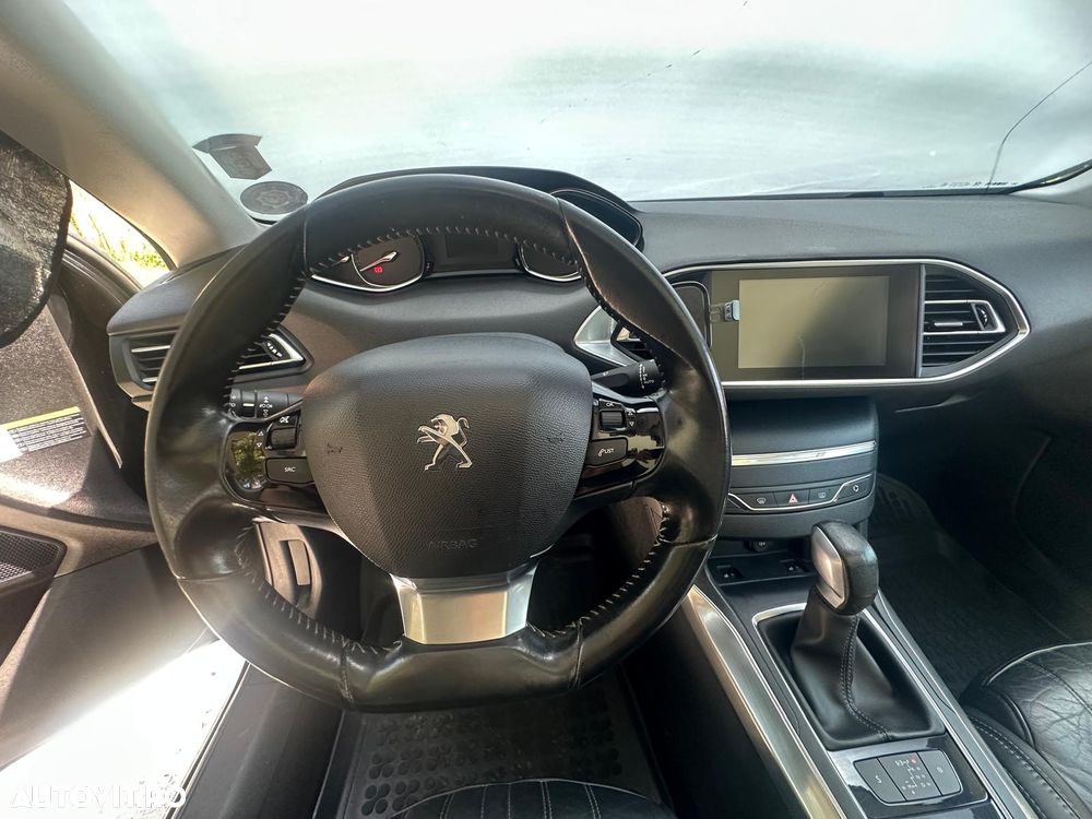 Peugeot 308 - 12
