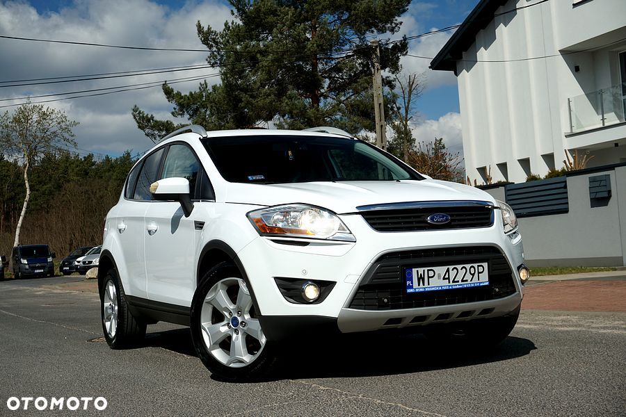 Ford Kuga 2.0 TDCi 4x4 Titanium - 2
