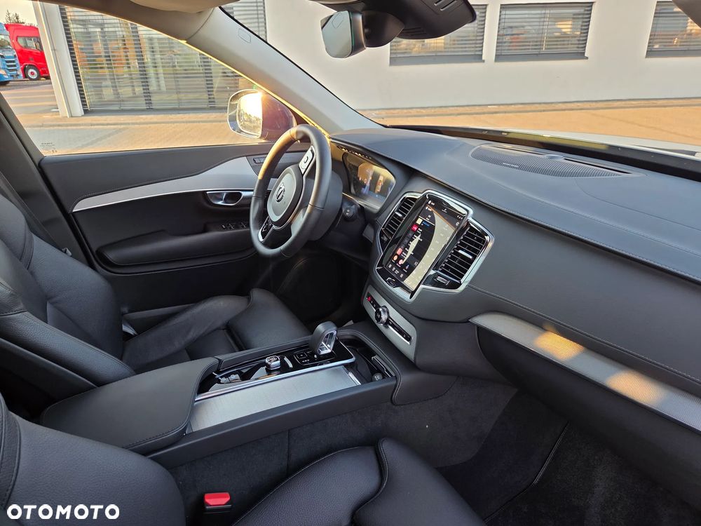 Volvo XC 90 B5 D AWD Plus Bright - 37